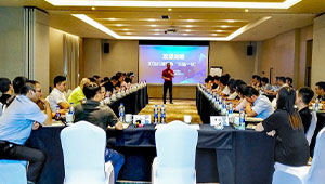 以精品鍛造品牌：2018托普云農(nóng)半年度總結(jié)會(huì)議召開