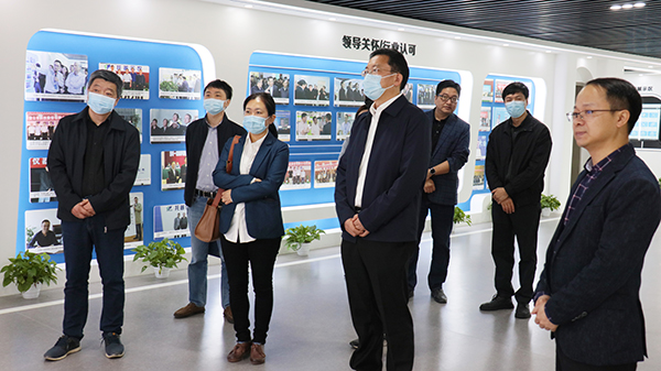 浙江省農(nóng)業(yè)科學(xué)院黨委委員、副院長(zhǎng)楊華一行赴托普云農(nóng)考察調(diào)研